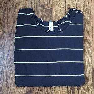 Lululemon Ivivva Black and White Long Sleeve Tee